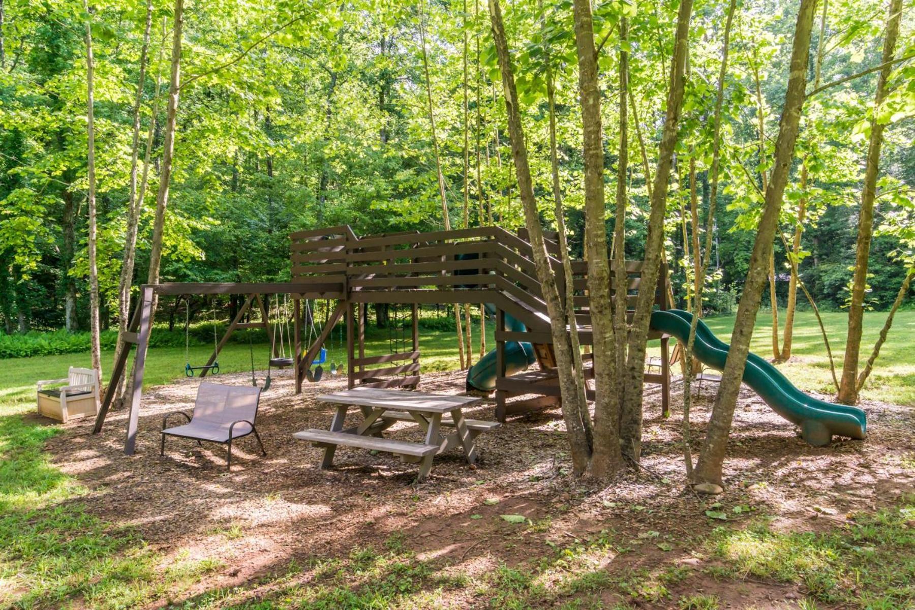 New Listing! Wine Country Retreat - 2 Bed, Hot Tub Villa Далонега Екстериор снимка