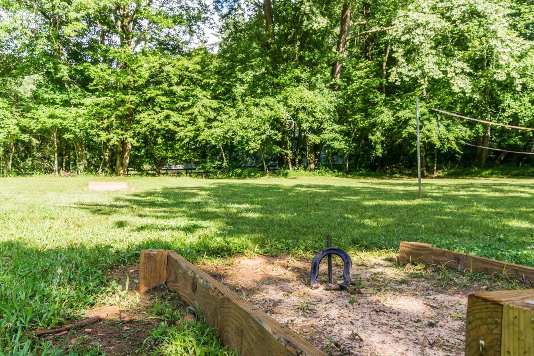 New Listing! Wine Country Retreat - 2 Bed, Hot Tub Villa Далонега Екстериор снимка
