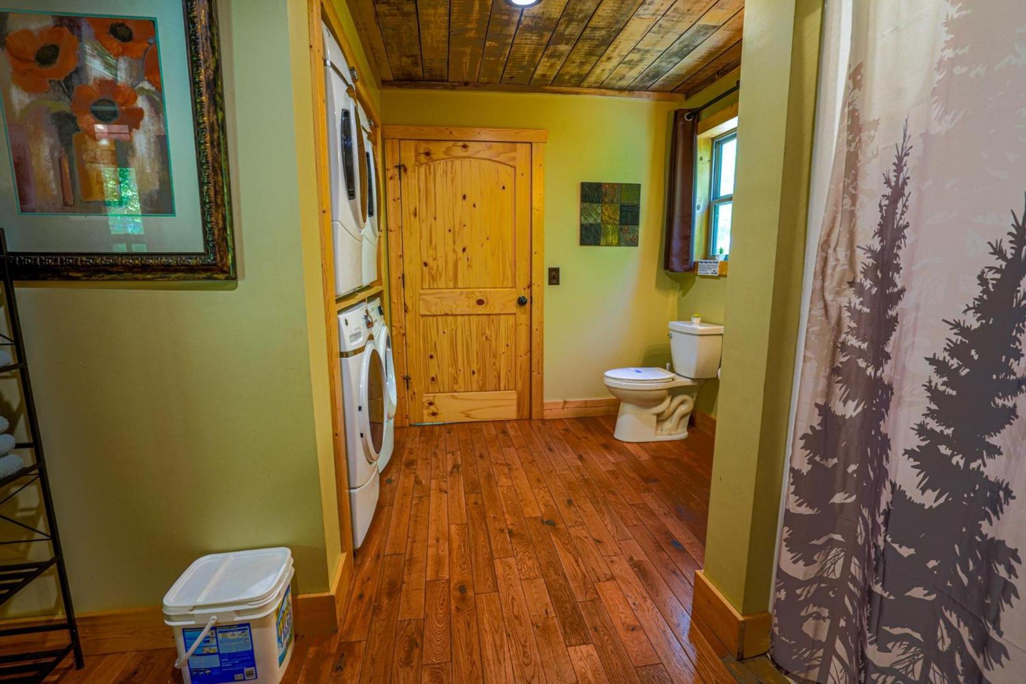 New Listing! Wine Country Retreat - 2 Bed, Hot Tub Villa Далонега Екстериор снимка