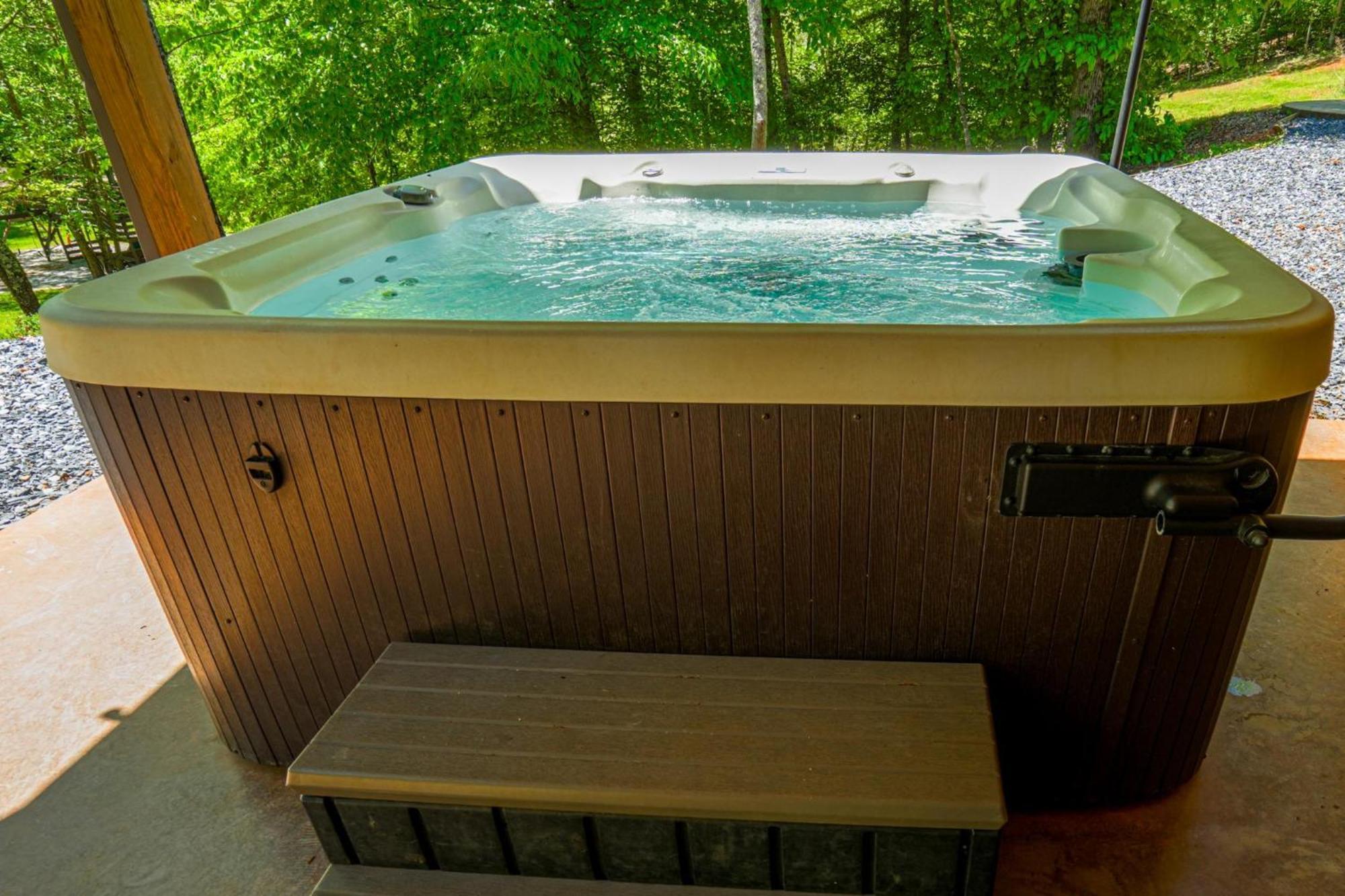 New Listing! Wine Country Retreat - 2 Bed, Hot Tub Villa Далонега Екстериор снимка